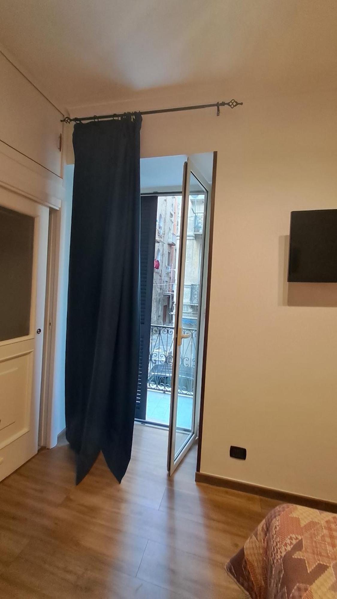 La Casetta Di Napoli Di Silvano Bagian luar foto